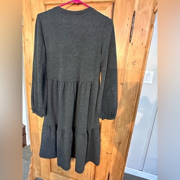 Cable & Gauge Gray Tiered Dress Vampire Romance GothProm Whimsigoth Size Small - Picture 2 of 9